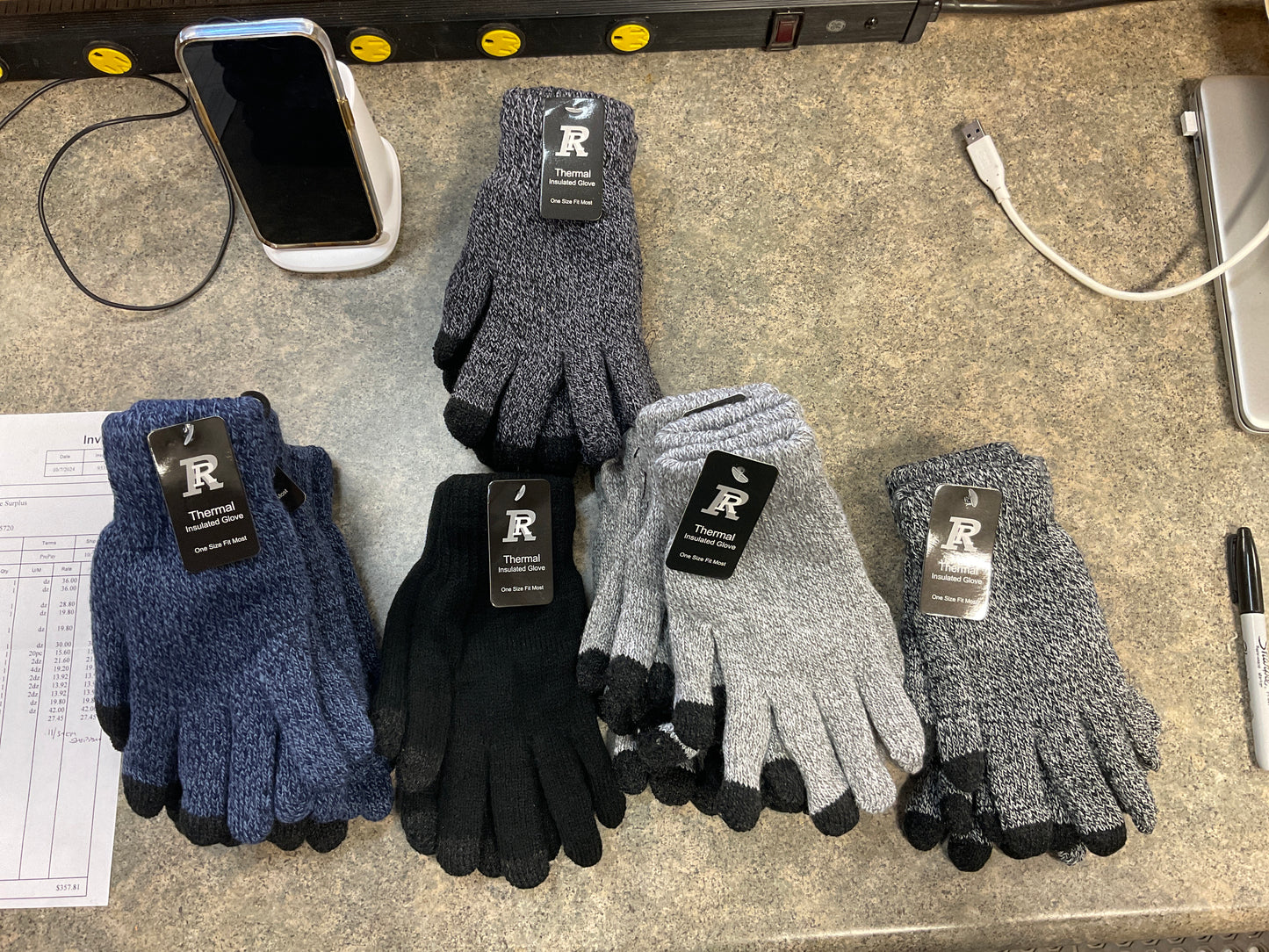 Insulated Glove With Touchscreen Fingertips