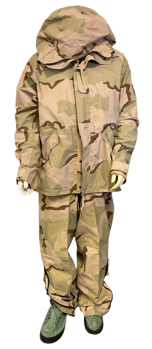 US Military Gore-Tek Cold Weather Waterproof Parka and Pants