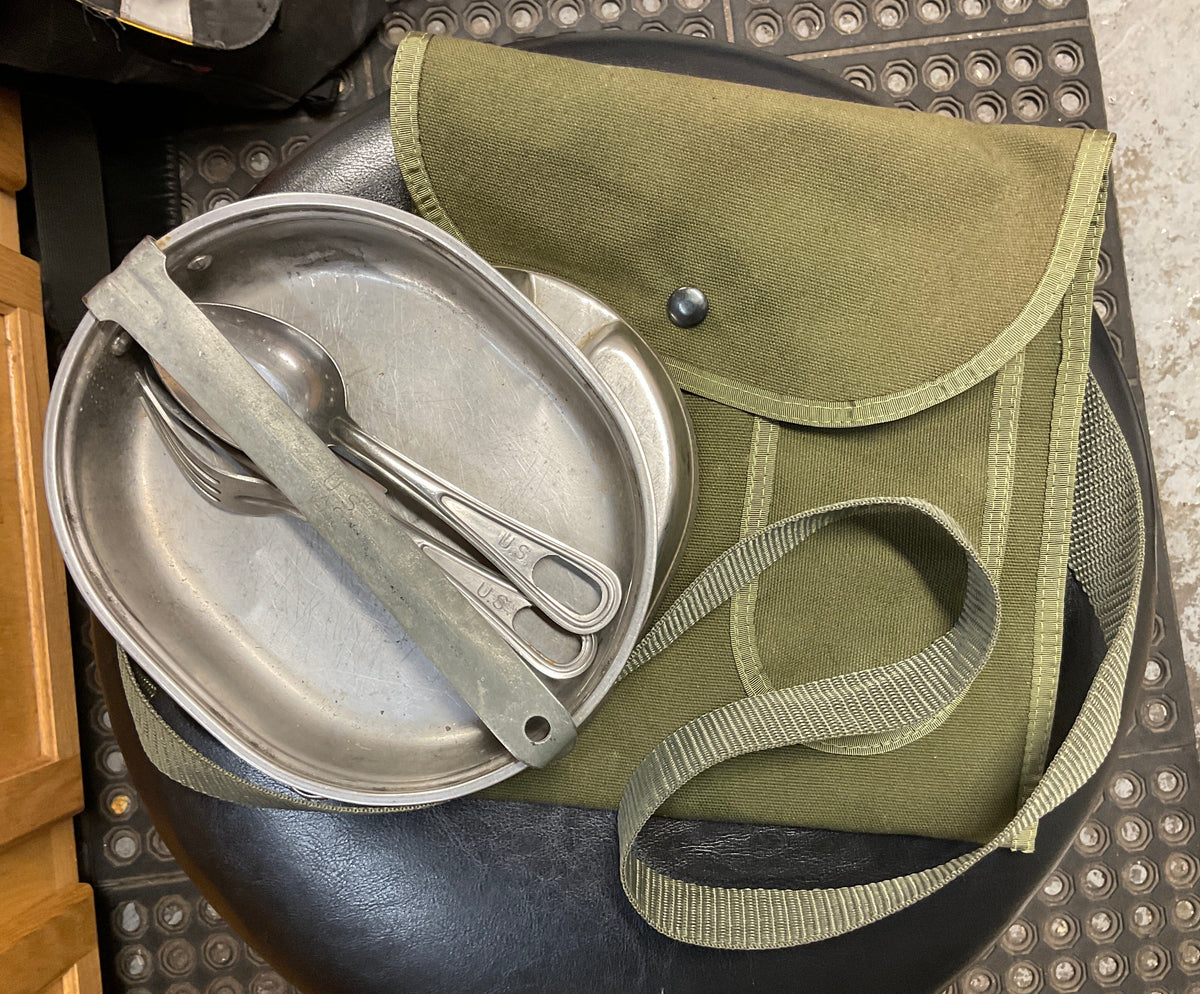 US Military Mess Kit w/ Pouch
