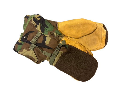 Woodland Camo ECW Mittens - Used