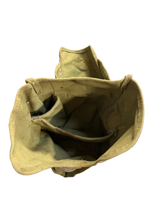 Vintage unidentified field bag