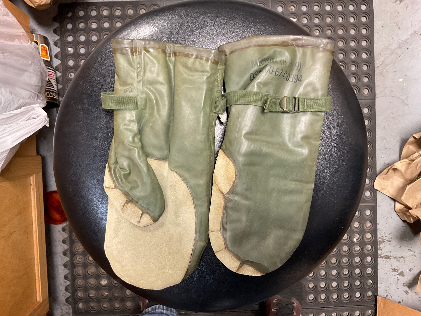 Vintage 1967 Extreme Cold Weather Mittens