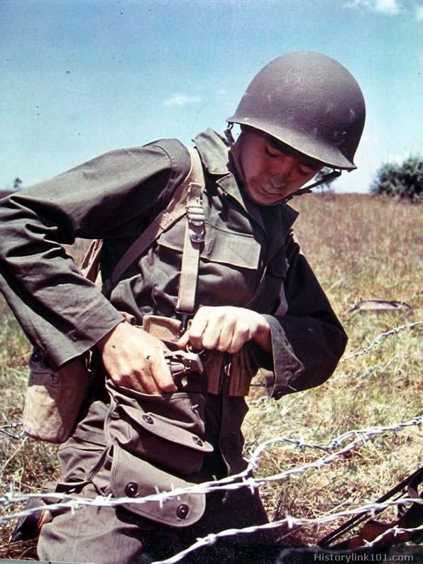 3-Pocket Grenade Carrier